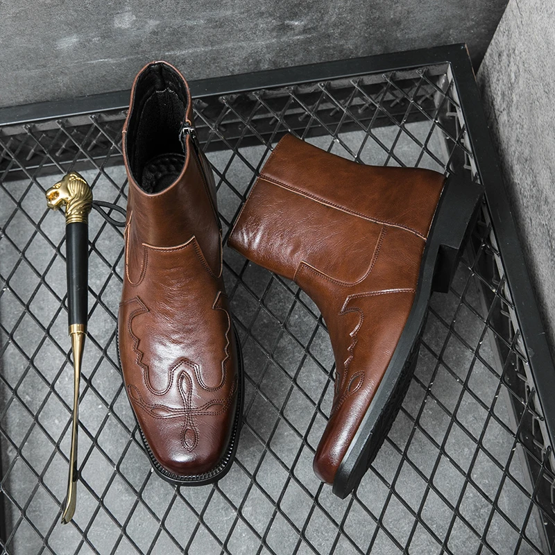 

European Station Men New Ankle Boots Side Zipper Embroidery Classic Fashion Western Style Riding Boots Size 38-46 Men boots