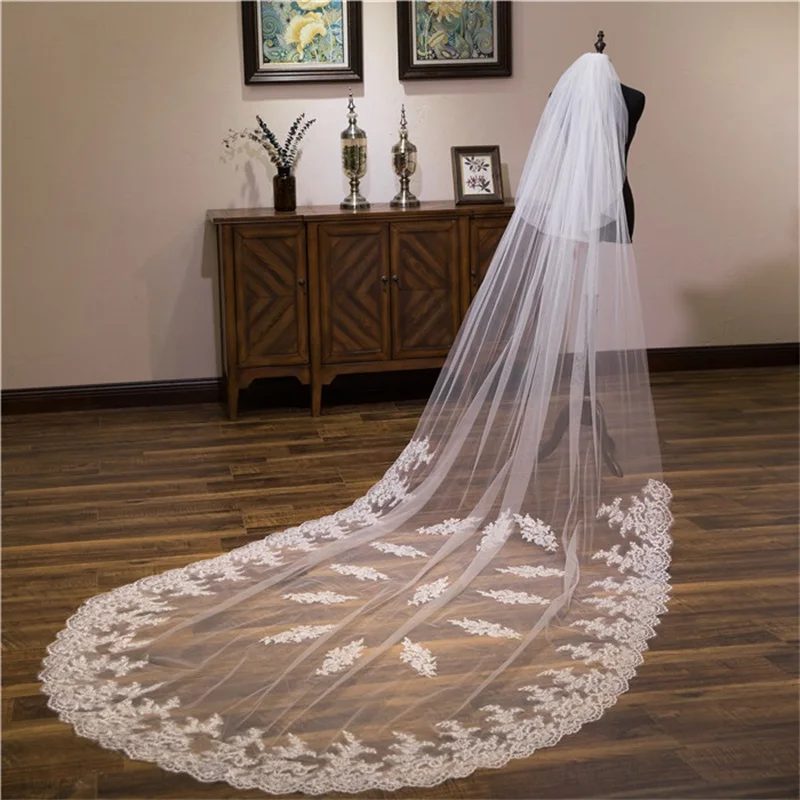 

Brand New Bridal Veils with Comb Elegant Appliques Wedding Accessories 2 Layers Cathedral Wedding Veil With Cover Face