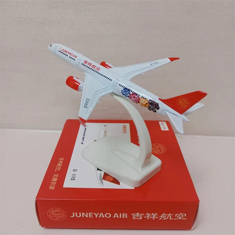

Новинка, 16 см, China LUCKY JuneYao Air Airlines, Боинг 787 B787, модель самолета под давлением, модель самолета из металлического сплава