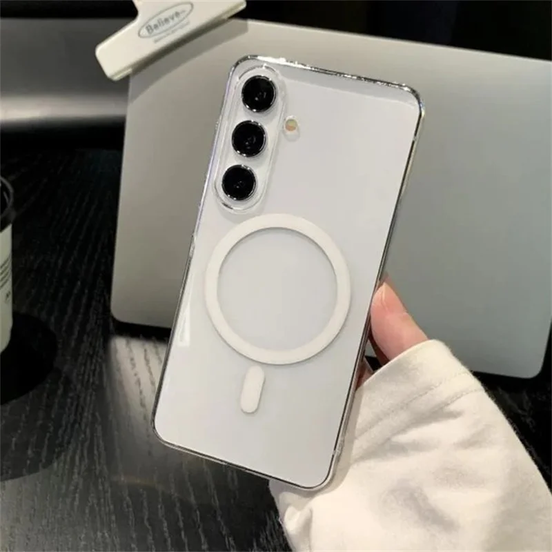Crystal Clear Magnetic Case with MagSafe Technology