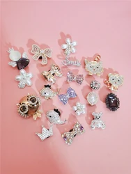 Original Bling Rhinestone Shoe Charms Luxury Jewelry Buckle Decorations Women Slides Sandals Shoes Accessories Fit Croc Clogs