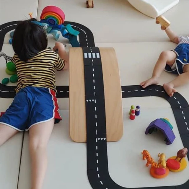 2022 Wooden Baby Balance Board Children Curved Seesaw Yoga Fitness Equipment Baby Indoor Toys Kids Outdoor Sports Gift Play Game 4