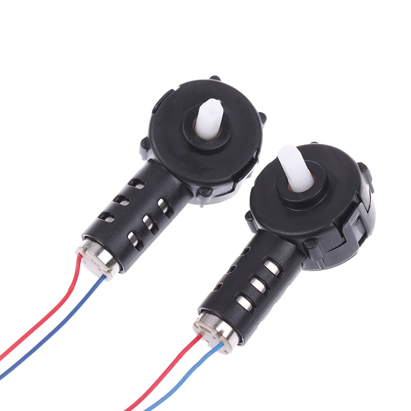 Lot de 8 hélices de drone en silicone pour DJI Mini 3 Pro, disposées en éventail sur une surface plane.