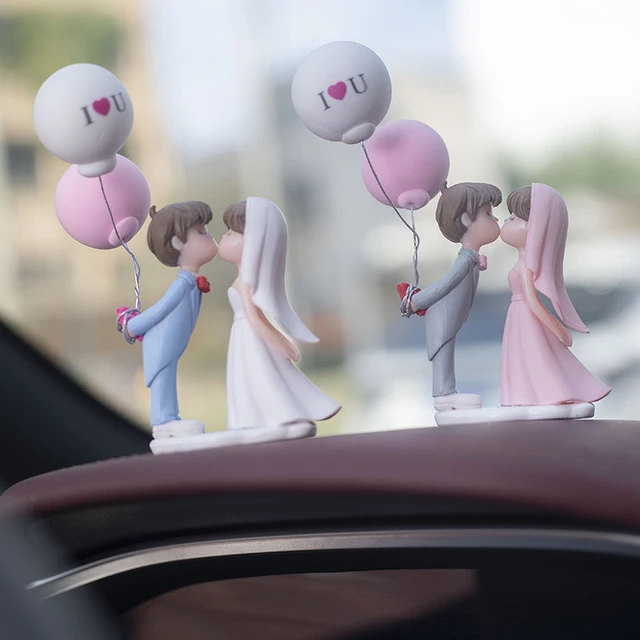 Décoration d'intérieur de voiture de dessin animé pour filles, mariage,  couples, figurine d'action, ballon d'Auckland, ornement, accessoires  automobiles, cadeaux - AliExpress