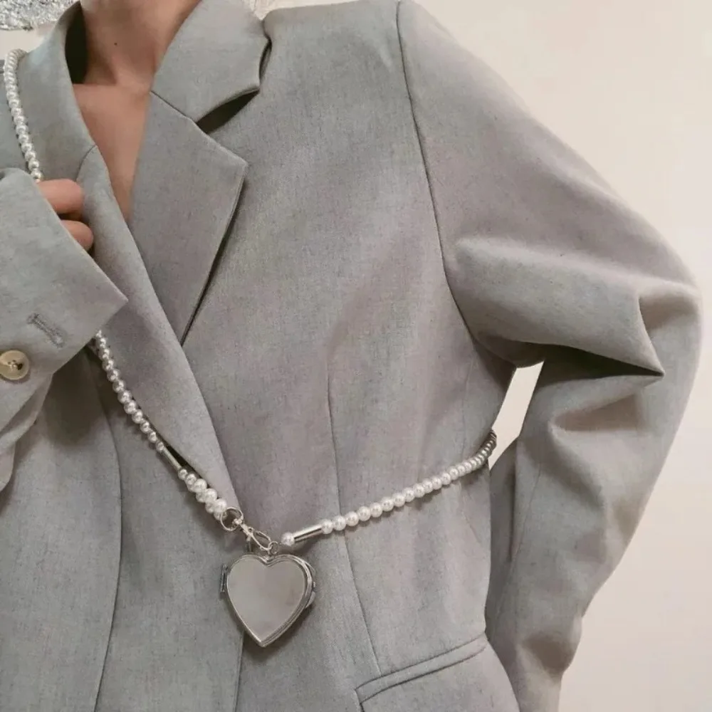 Trend 2026 Pearl Waist Chain Crossbody Strap Women's Fashion Heart-shaped Mirror Pendant Jewelry Belt Skirt Suit Accessories