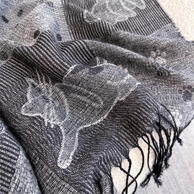 Elegant Women Paisley Scarf Cashmere Feeling Jaquard Pashmina Shawls Winter Tassel Wraps Femme Foulard Bufanda Poncho Stoles