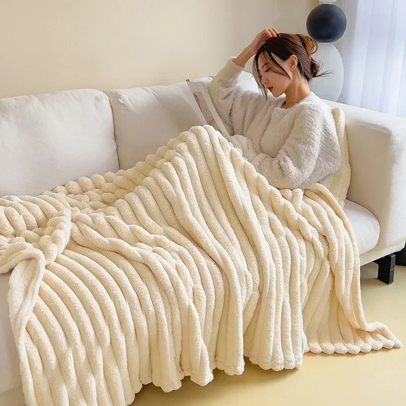 

Ins Simple Flannel Blanket Solid Color Fluffy Blankets Sofa Winter Warm Bed Cover Airplane Blanket Bedroom Decor Christmas 담요