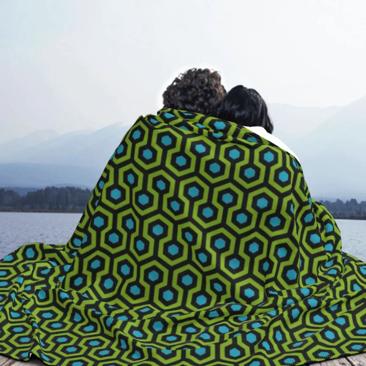 �ʷϻ� ������ ��Ÿ�� ������ ������ ������ ī�� ���, ȣ�� ī�� ������ ħ��� �繫�� ����