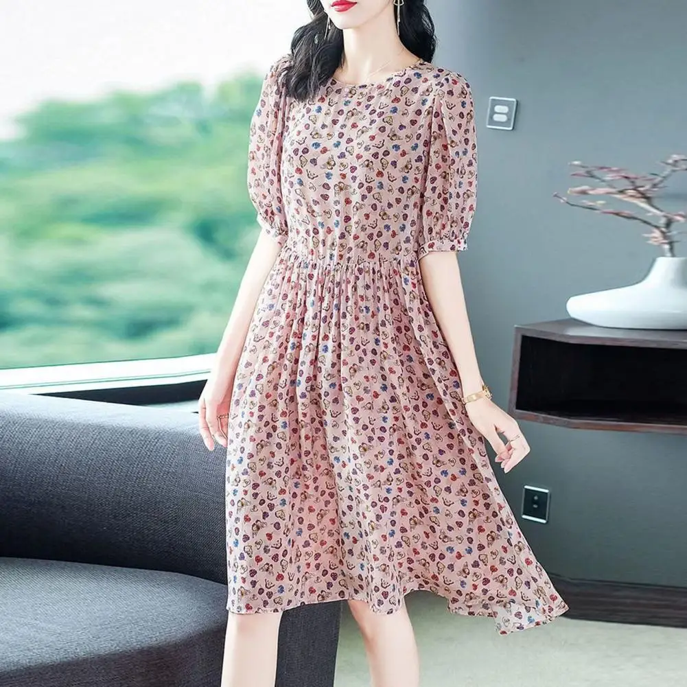 

Women Summer Dress Slim Waist Dress Floral Print Knee Length Beach Dress Stylish O-neck Half Sleeve Loose Fit for Summer