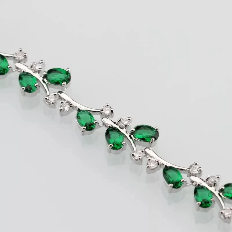 

Classic Fashion Green Leaf Zirconia Bracelet Women's Exquisite Bracelet Party Casual Personalized Accessories