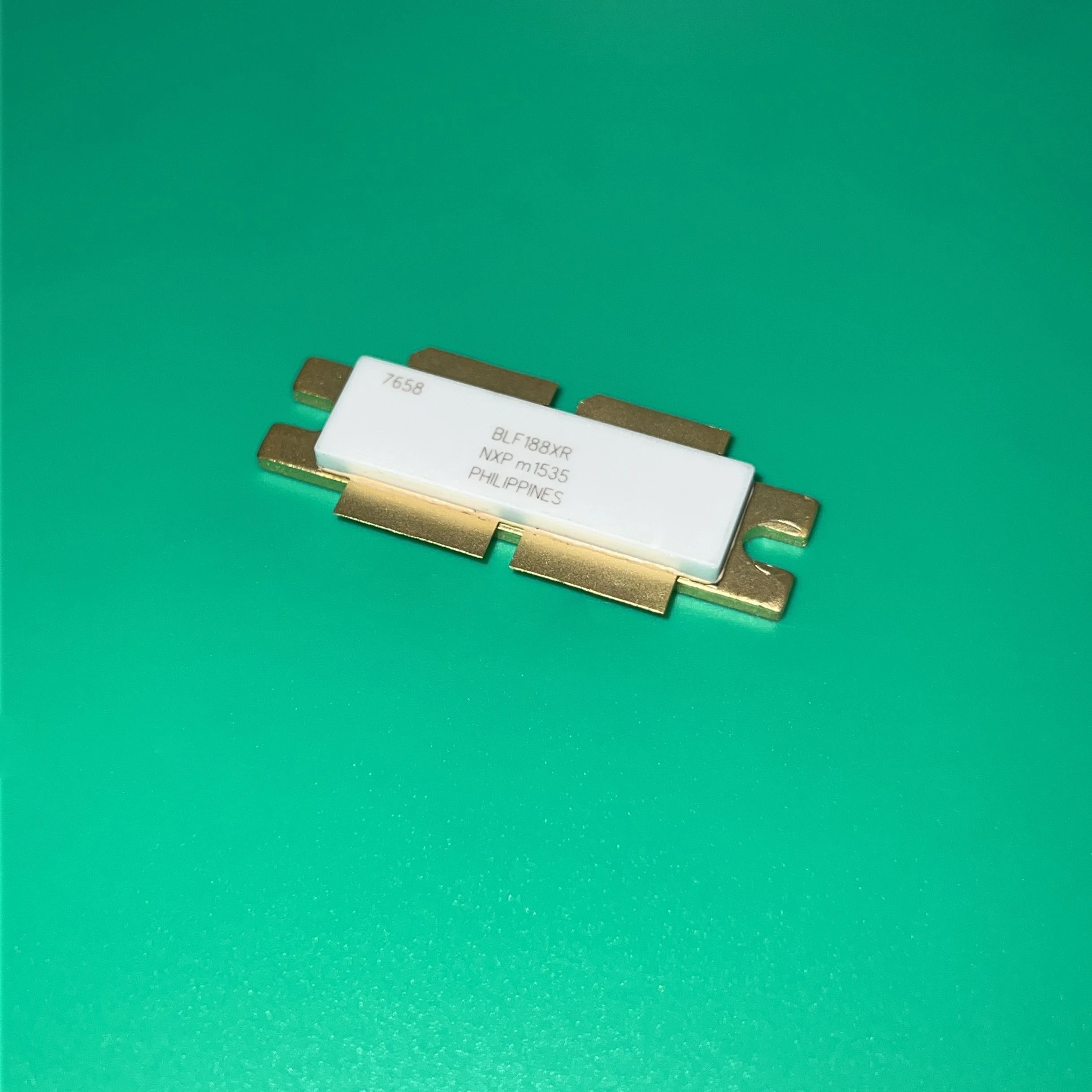 Blf188Xr Transistor Ldmos Blf188 Xr Rf Fet Ldmos 135V 24.4Db Sot539A Modulo Igbt Blf188-Xr Blf 188Xr 188X