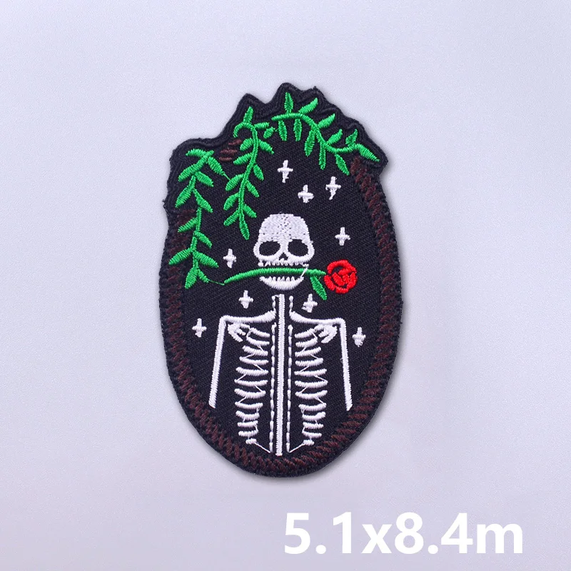 thumbnail image 1 of Parches bordados de estilo punk/horror para ropa, apliques de costura para bricolaje, parches de calavera de demonio, parches termoadhesivos para ropa, 1 of 5