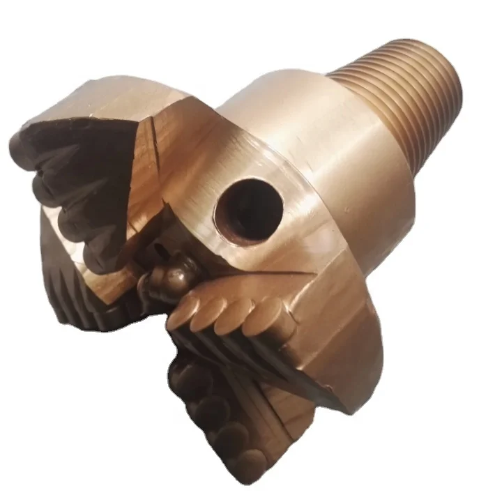 

High strength high wear resistance three-wing pdc drill bits for well drilling