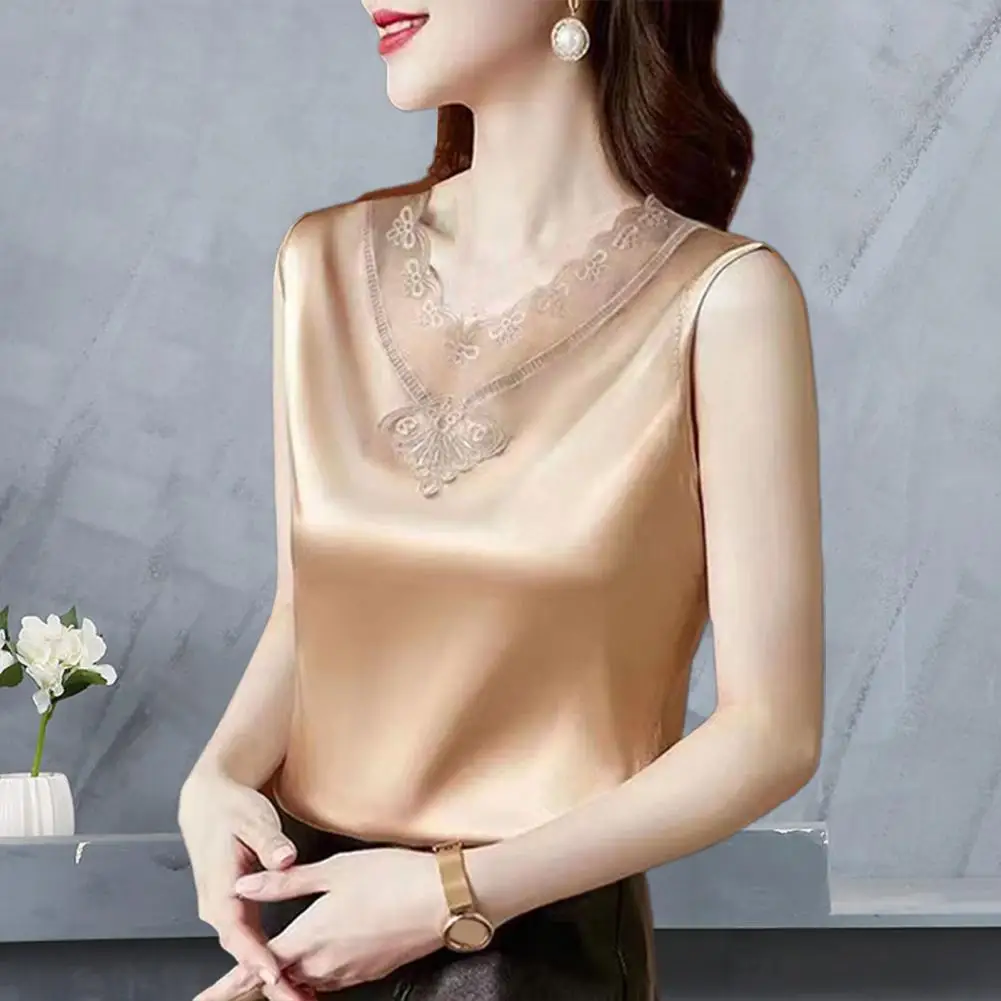 

Women Blouse Elegant Lace Tank Tops for Women Soft Pullover Sexy V-neck Spaghetti Strap Camisole Stylish Summer Clothing 2021