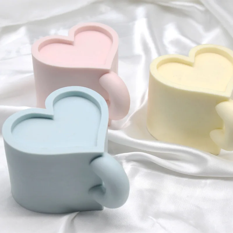 

3D Love Mug Candle Silicone Mold Heart-shaped Handmade Desktop Decoration Gypsum Aromatherapy Epoxy Resin Mold Water Cup Mold
