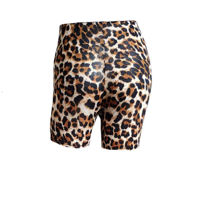 

Women's Elastic Shorts Large Size Skinny Sports Shorts Black White Gray Leggings 3/4 Pants