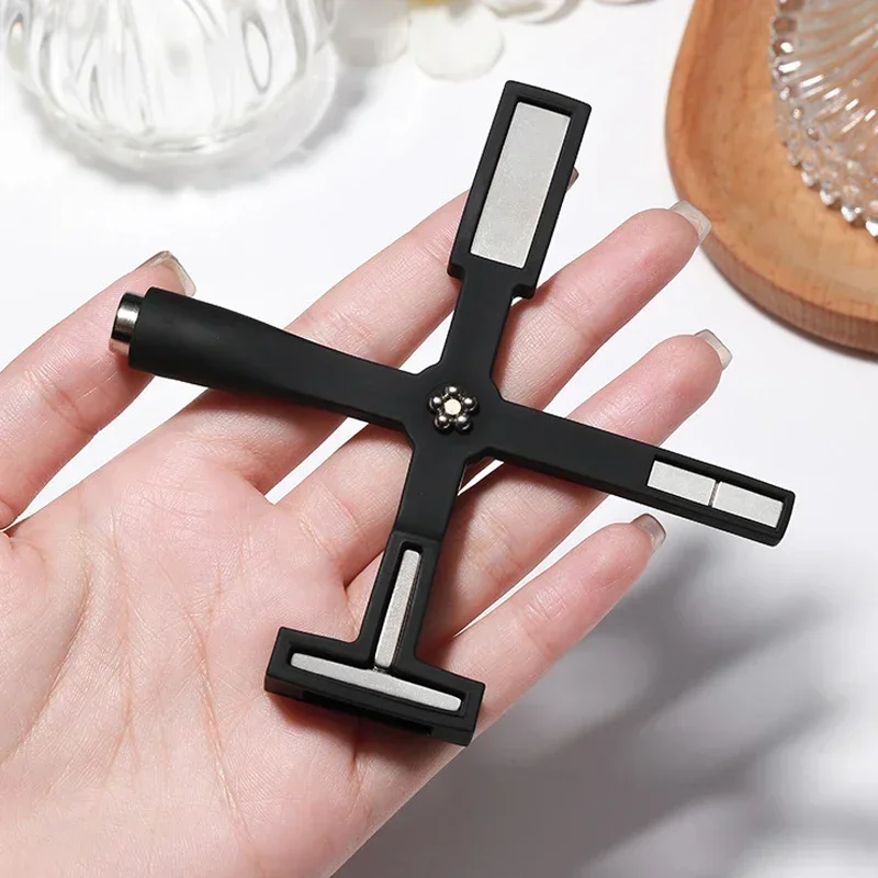 Cat Eye Nail Tool Magnetic Nail Art Tools Magnetic Nail Tools 5 in 1 Multifunctional Strong Cat Eye Magnet UV/LED Gel Nail Magnetic Stick Manicure Art Design Tools Nail Magnet