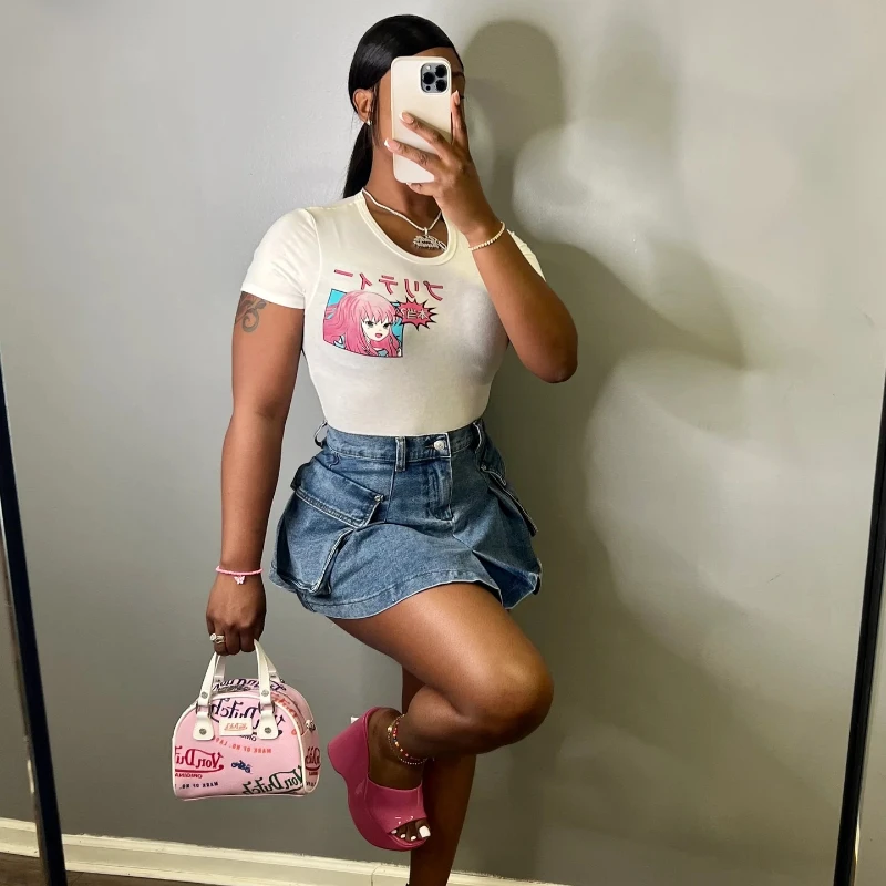 

Мини-юбка женская джинсовая плиссированная с боковыми карманами и высокой талией