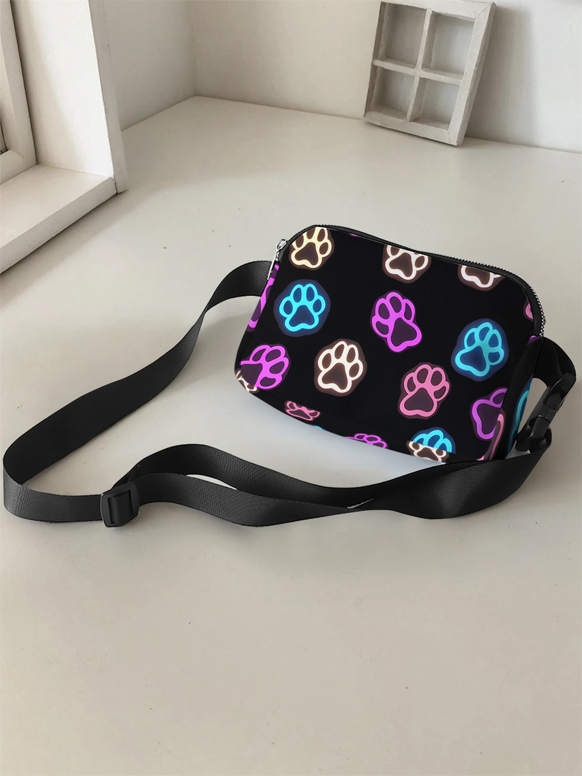 1-piece set, stylish and adjustable paw print pattern crossbody bag, neutral sports waist bag, suitable for running