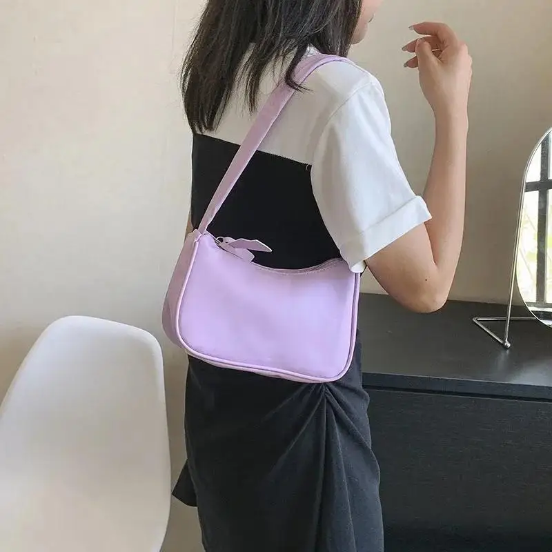 Bella nuova borsa a tracolla da 1 pezzo borsa sotto le ascelle alla moda versatile borsa per cellulare in tinta unita di nicchia borsa a tracolla per ragazza - immagine 4