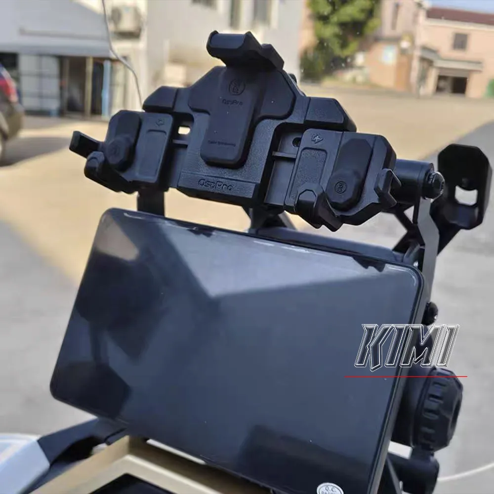 オートバイナビゲーションブラケット NC750X用 NC750 X用 NC 750X用 750 X 2021-2024電話ホルダーG GPSト ナビゲーションブラケッ のために NC750X ため 2021 2022 のために NC 750X バイク電話スタンドホルダ バイク用ナビゲーションブラケッ  ト オートバイ携帯電話 ... NC750X用 NC 750X用 NC750 X用 2016-2020用 アルミGPS電話ナビゲーションブラケットフロントバー電話ホ