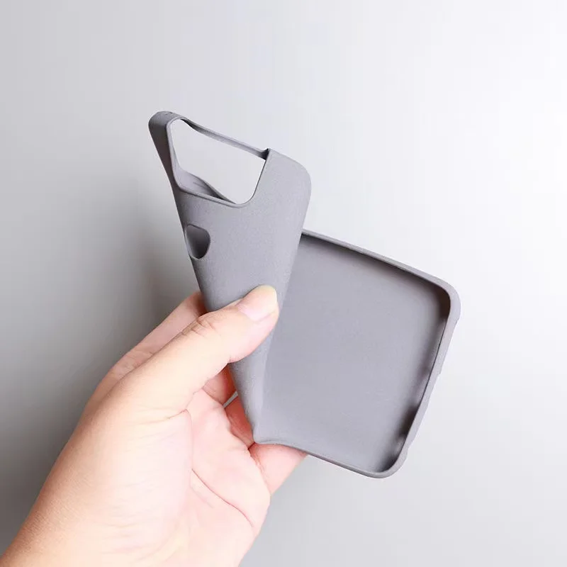 Premium Matte Silicone Protective Case - Sleek and Durable Cover