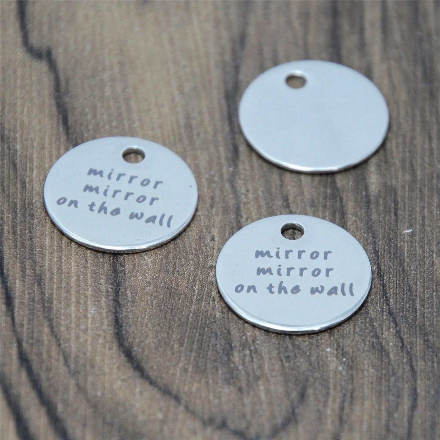 

10pcs Mirror on The Wall Charm Silver Tone White Message Stainless Steel Pendant 20mm