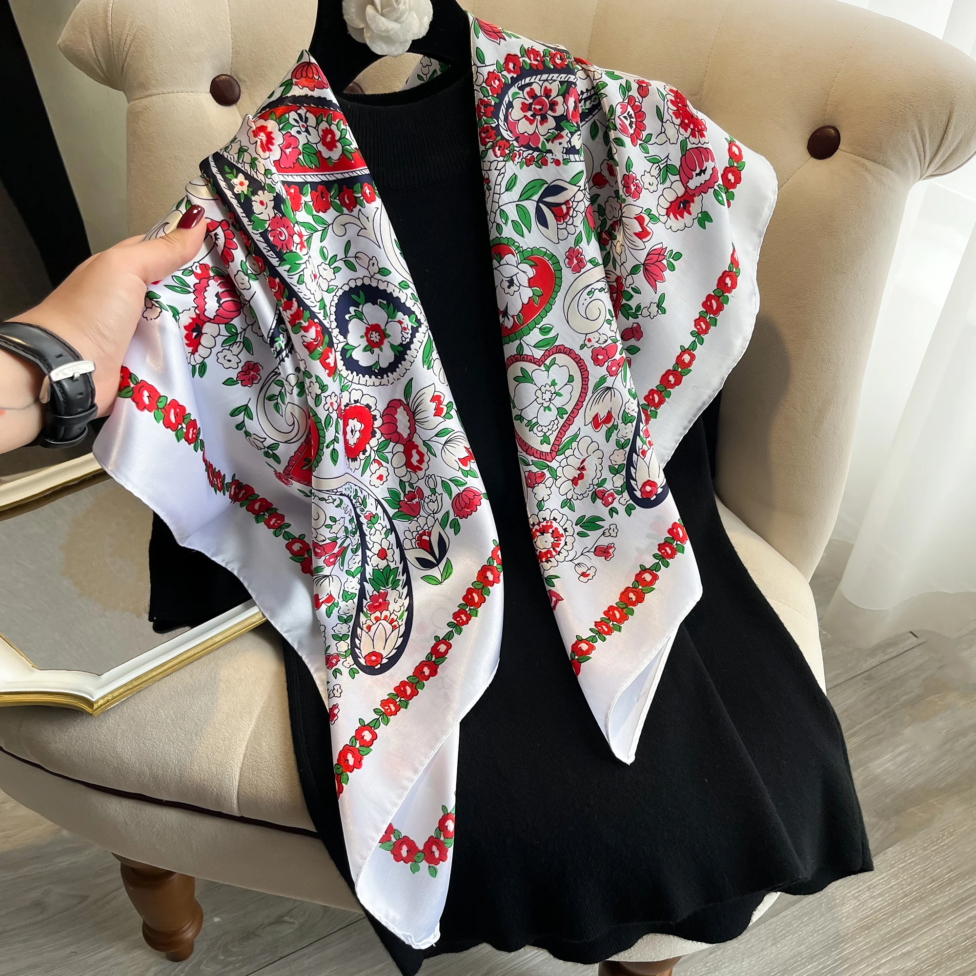 Luxury Printed Square Scarf High Quality Multi-colo Women's Head Scarf Multifunctional Fashion Accessories Hairband Shawl Scarf