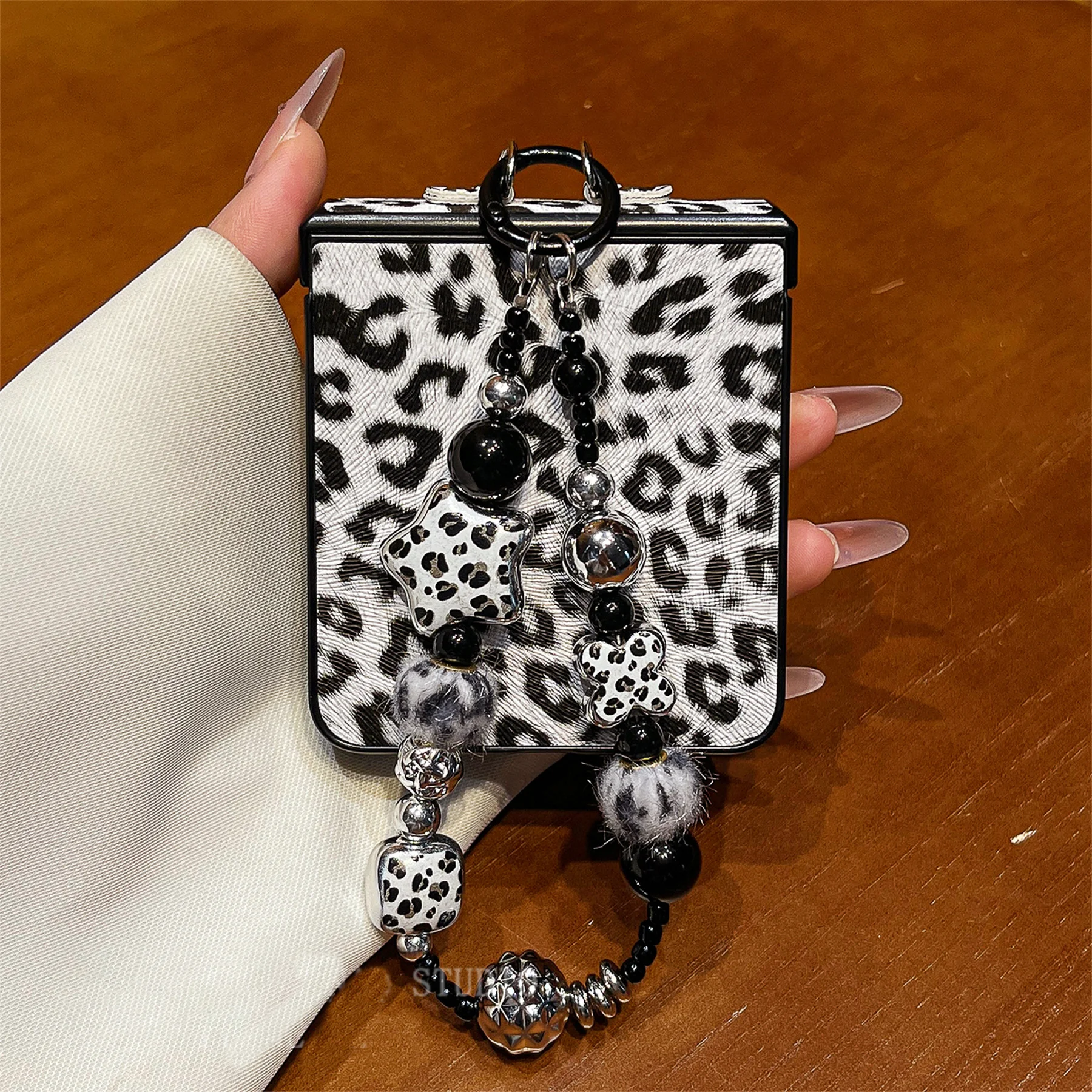 Korean Brown Leopard Print Phone Case with Hairball Star Bracelet