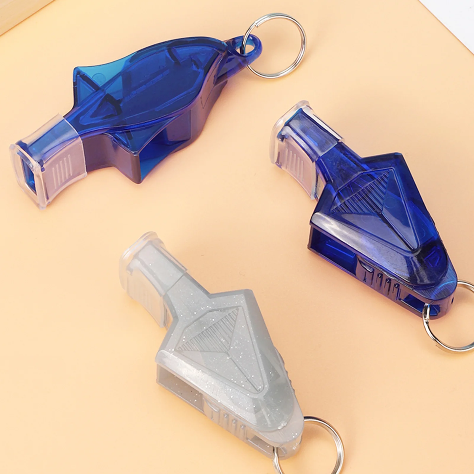 Рисунок 3 - Пластиковые крышки со свистком