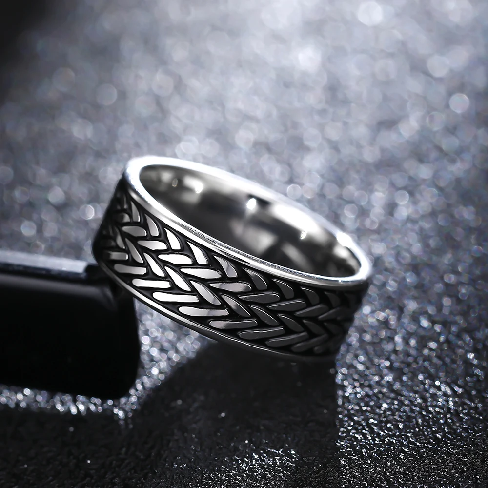 MOREDEAR 8MM Titanium Rings for Men and Women Birthday Gift triangular pattern discredit Ring 