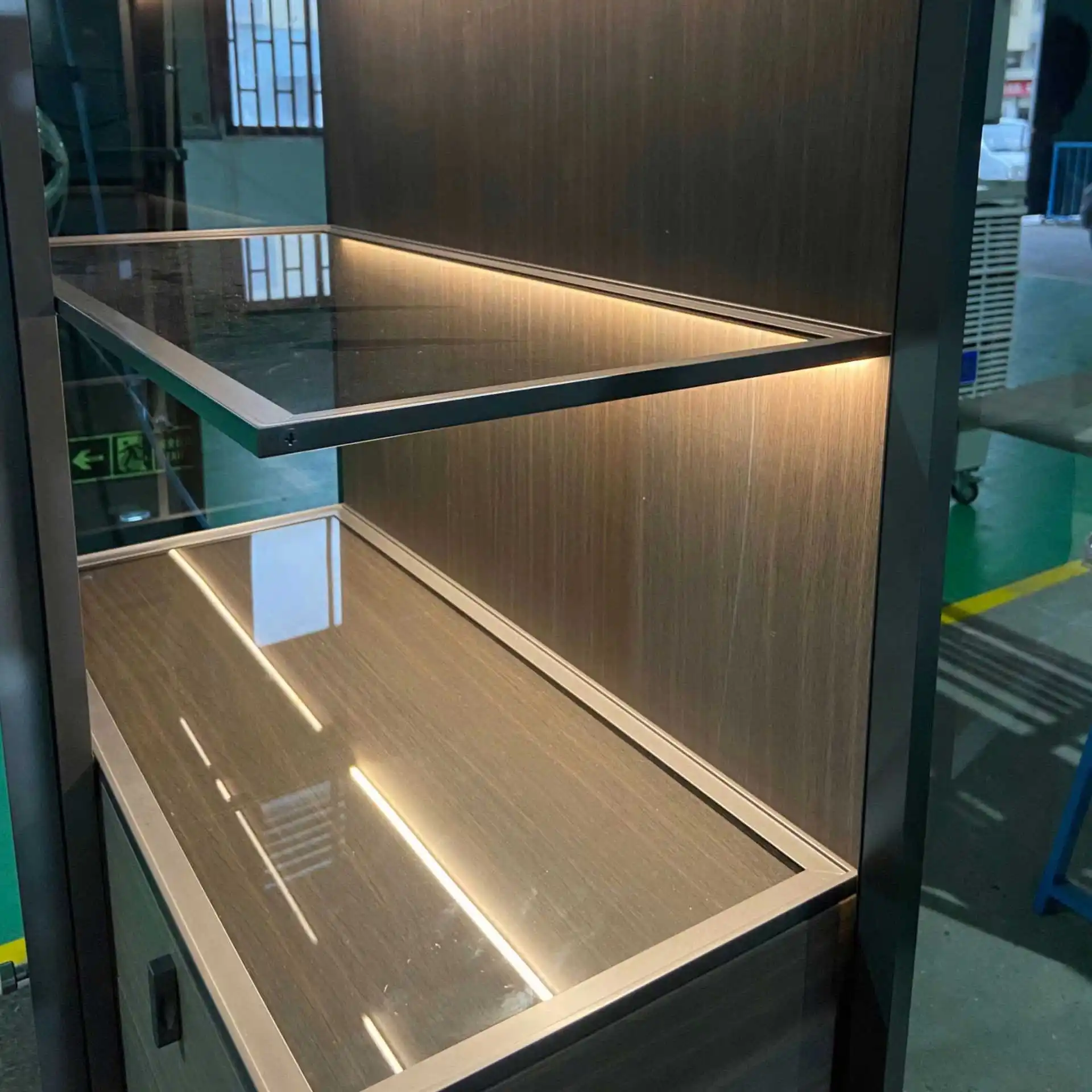 Factory Lighted Transparent Aluminum Glass Display Case Home Storage Showcase Airplane Wing Cabinet with Drawers