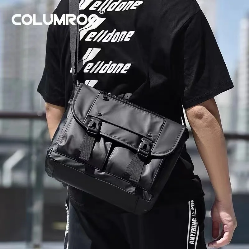 2023 New Men's Crossbody Bag Business Commuter Simple Postman Bag Anti Splashing Retro Workwear Style Shoulder Bag