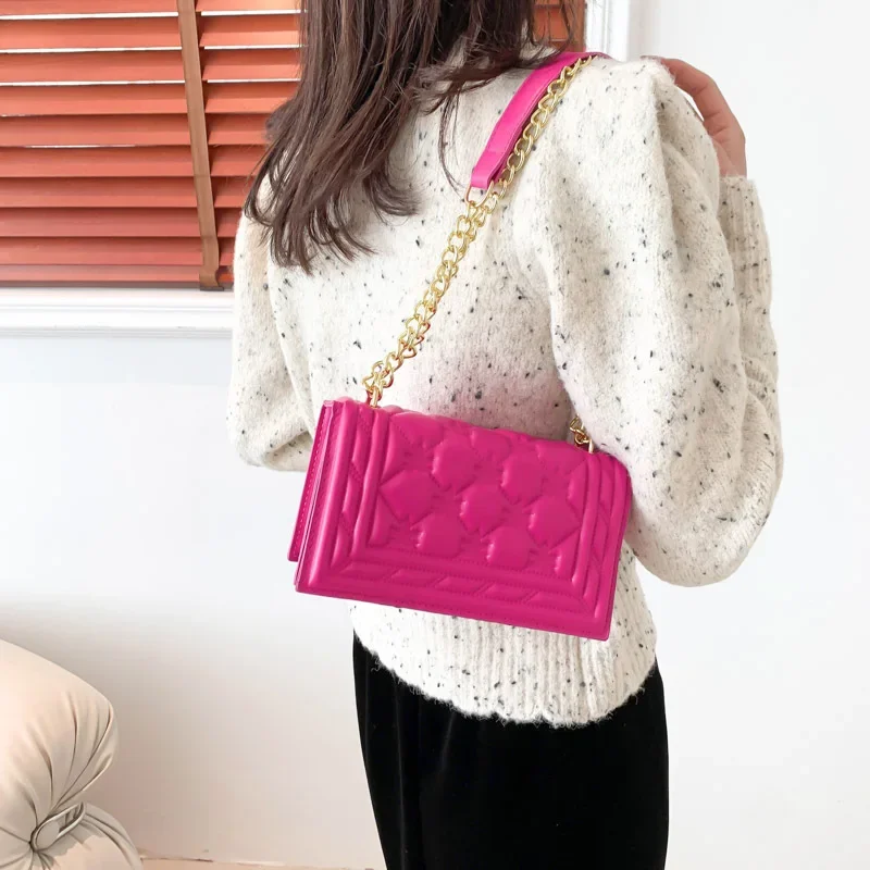 Solid Color Elegant Simple and Fashionable Handbag 2024 Early Spring New All-Match Retro Commuter Small Square Bag for Women