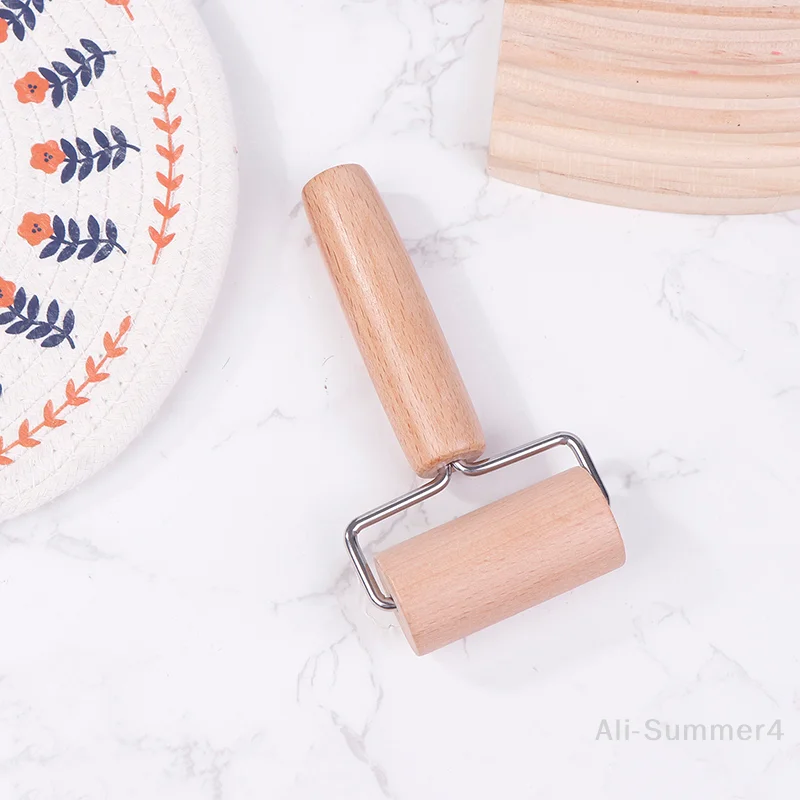 Rolling Pin 1Pc Small T Shape Wooden Dough Manual Roller Durable Pizza Baker Roller Kitchen Baking Crush Nuts Crackers Utensils
