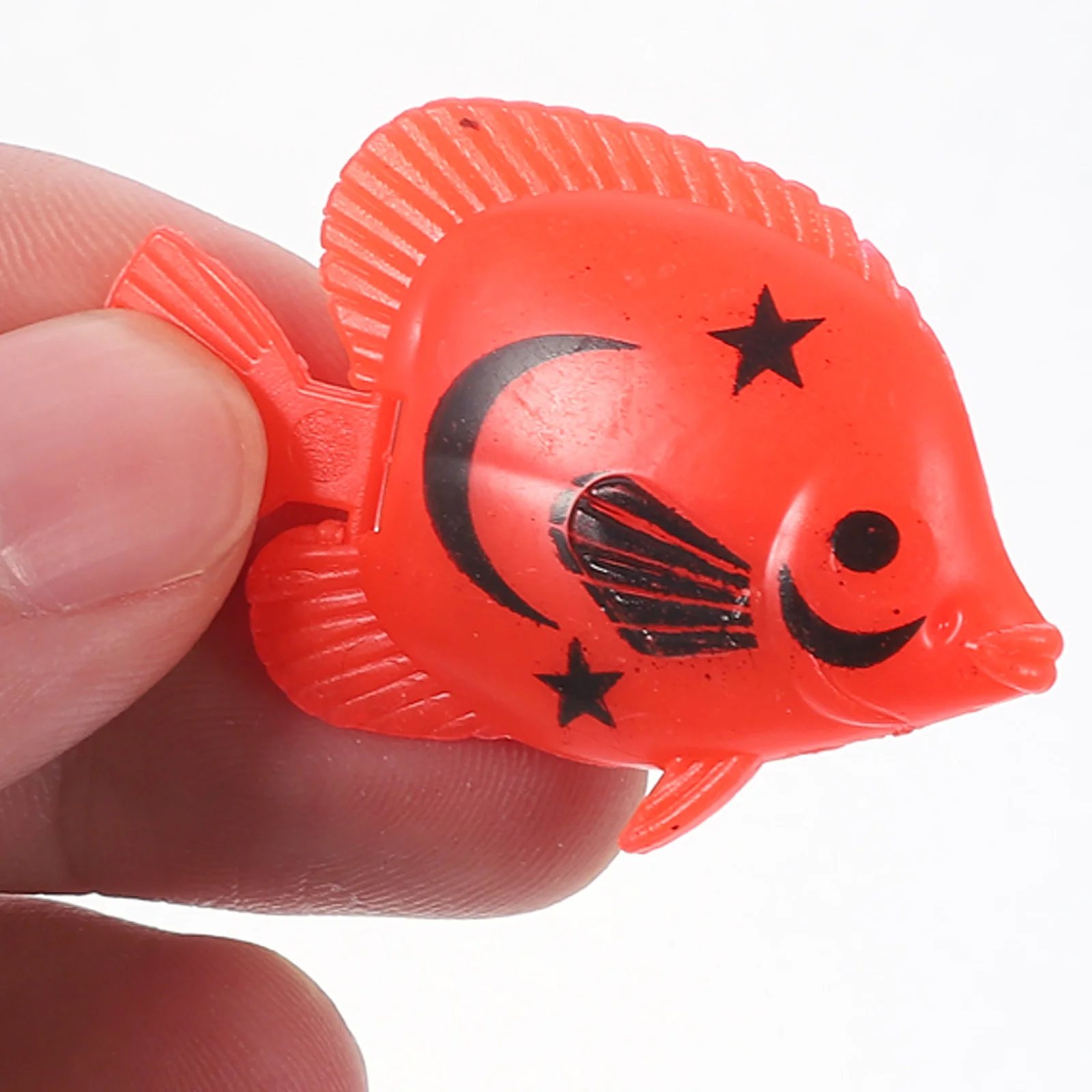 10pcs Plastic Artificial Fish Simulation Fake Fish Floating Vivid Landscape Aquarium Ornament Decoration Random Pattern