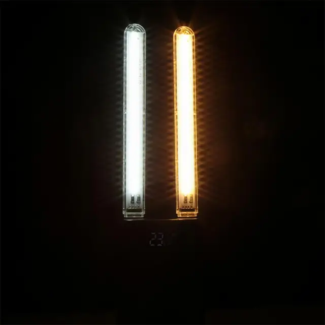 컴팩트하면서도 강력한 미니 휴대용 USB LED 책 조명으로 독서 체험을 향상시키세요.