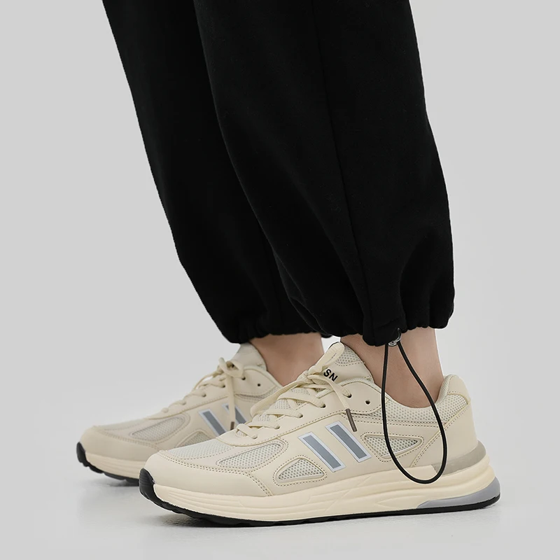 Рисунок 2 - Мужская модная спортивная обувь для бега