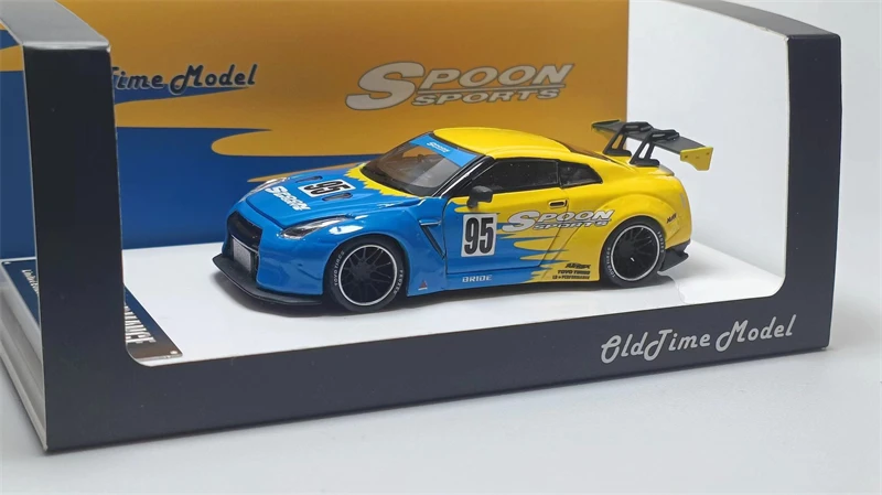 

**Pre-Order** Old time model 1:64 LB GTR R35 High wing yellow blue Spoon limited 999 Diecast Model Car