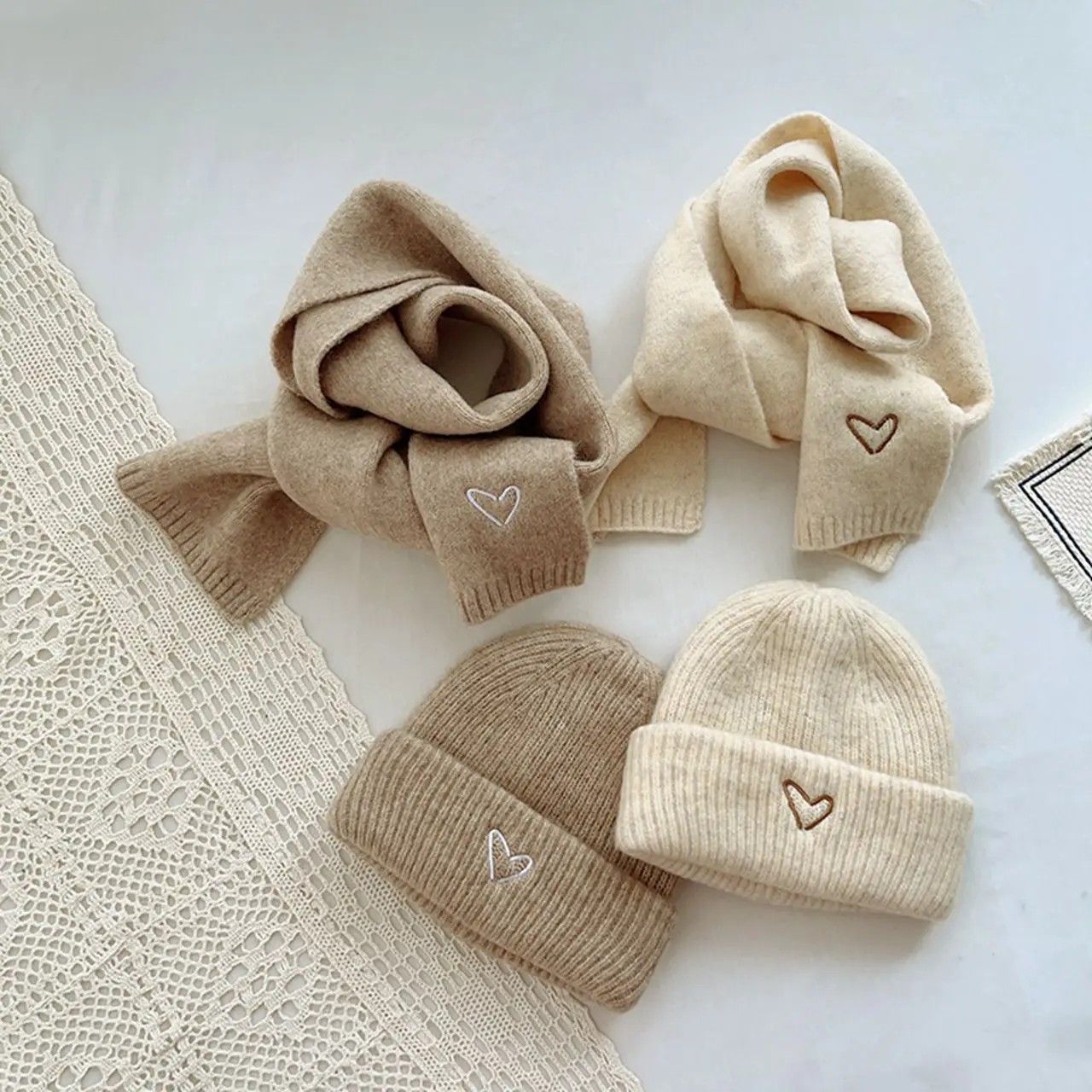 2 개/대 가을 겨울 방풍 Neckerchief 소년 소녀 니트 따뜻한 모직 풀오버 모자 한국어 하트 자수 어린이 스카프 모자