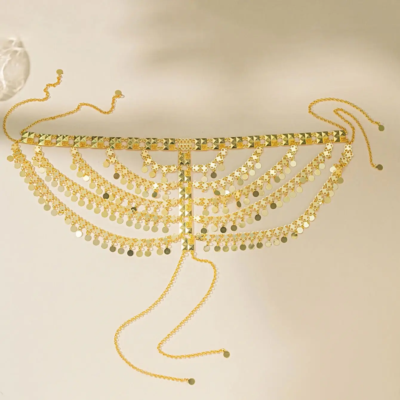 غطاء رأس ذهبي بسلاسل متدلية – إكسسوار شعر شرقي فاخ...