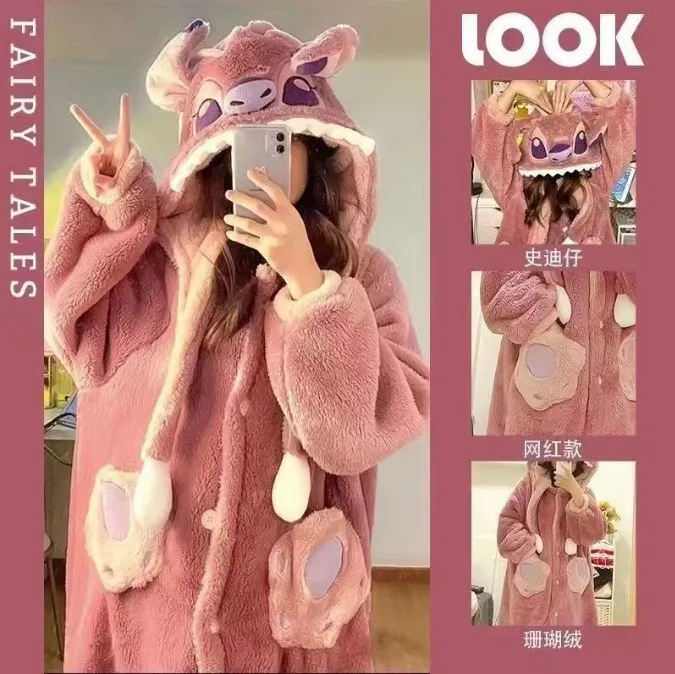 thumbnail image 1 of Disney-bata de punto con capucha para mujer, Kawaii Vestido de punto, ropa cálida engrosada para el hogar, ropa de ocio para parejas, regalo lindo, 1 of 5