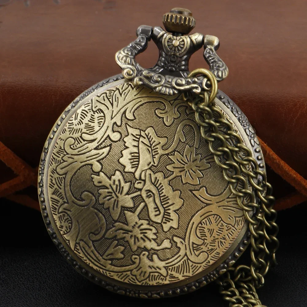 Hollow Yellow Magic Gemstone Inlaid Compass Quartz Pocket Watch Retro Digital Pendant Chain Clock Necklace Jewelry Clock Gift
