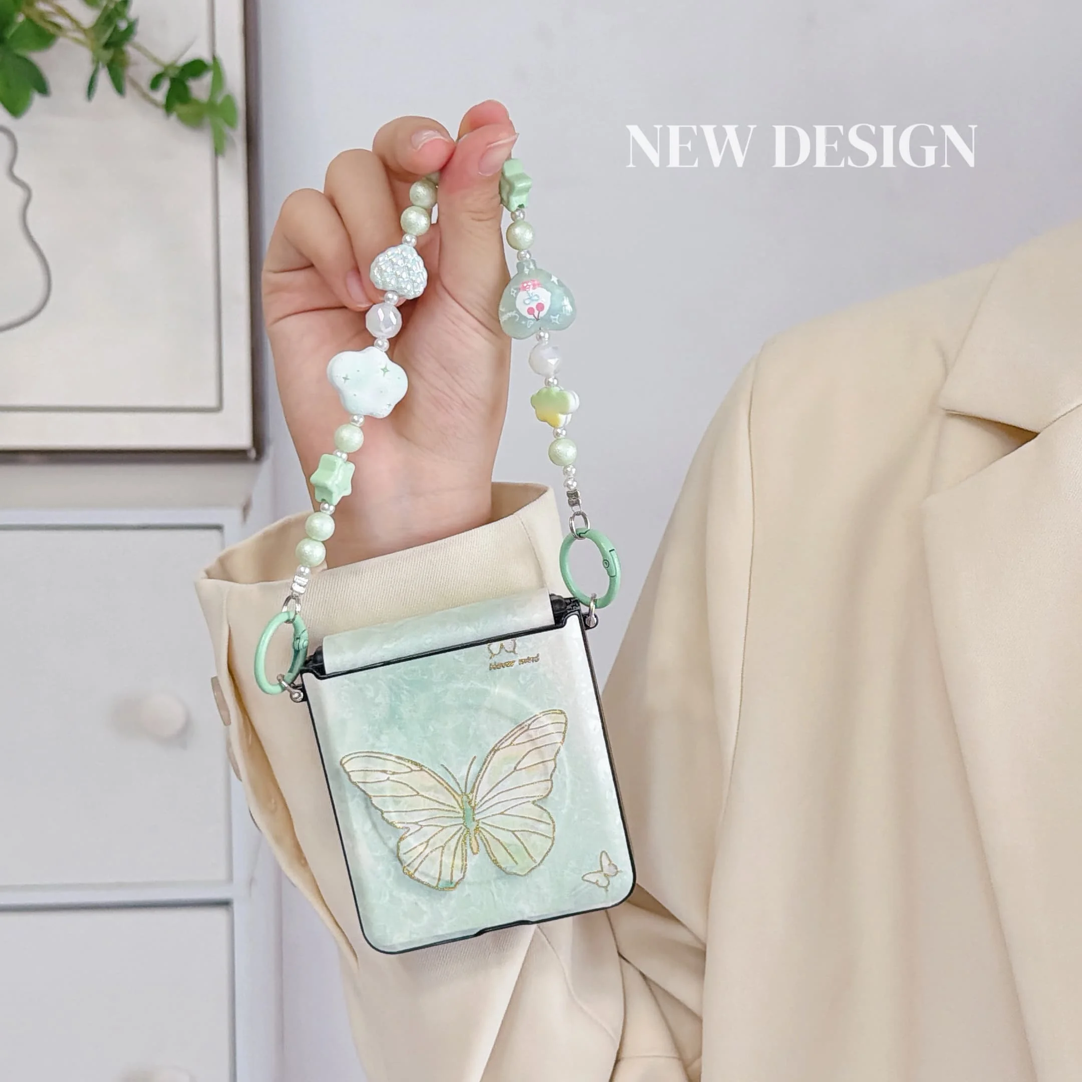 Magnetic Butterfly Pattern Shockproof Case with Flower Pendant Strap and Hinge Protection