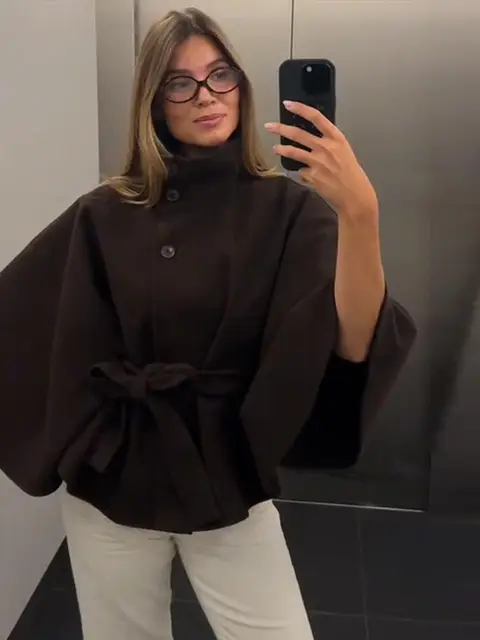 Faux Fur Cloak Jackets Women Loose StandNeck Three Button Wide Sleeves Belt Coats Female 2025 Autumn Solid Chic Fashion Outwears 2