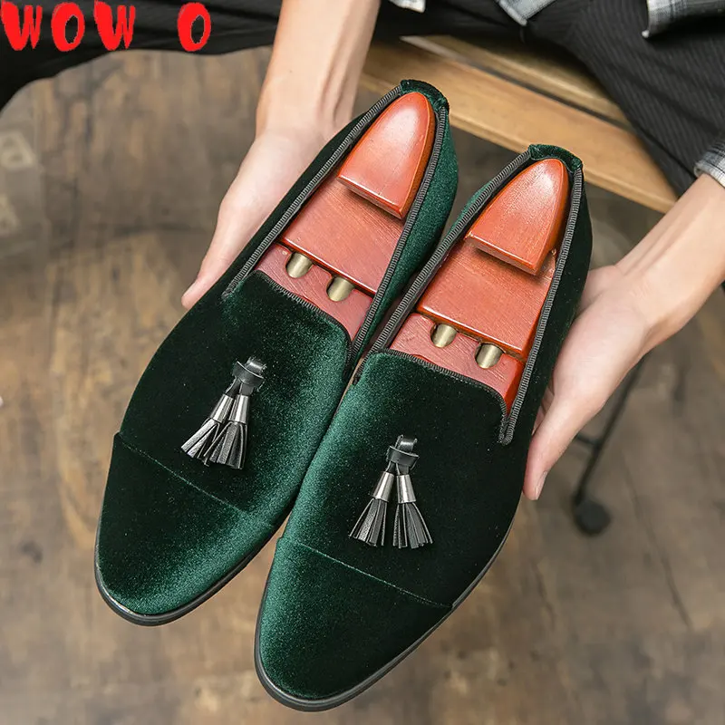 

Men Loafers Shoes Slip On Moccasins Casual Shoes Man Party dress Shoes wedding Flats Formal Zapatos Hombre Plus Size 38-48