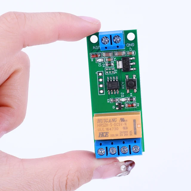 Modulo Polarit&agrave; Inversa Motore CC - Rel&egrave; DPDT Regolabile 5-12V, Tempo Ritardo 0.1-5000s, 2A