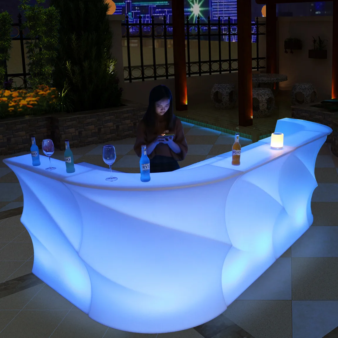 Corner Coffee Bar With LED Lighting, 80*80*110cm,Direct Charging LED Bar Counter,Remote-Controlled High Table Riq-WBT01
