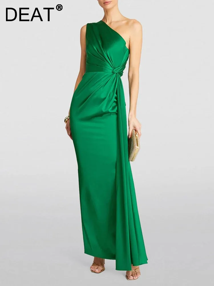 

DEAT Elegant Dress Kink High Pleated Split Waist Slim Diagonal Collar Women's Customized Party Dresses 2024 Summer New 13DB7013