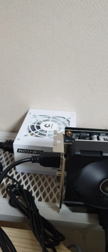 METALFISH SFX400W White Power Supply 220~230V Input Dual 6+2Pin PCIe Ports High Efficiency Silent PWM Fan Game Computer PSU photo review